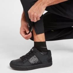 Defend 3 Layer Water Pants 14 Defend 3 Layer Water Pants -Outdoor life go 577961 f